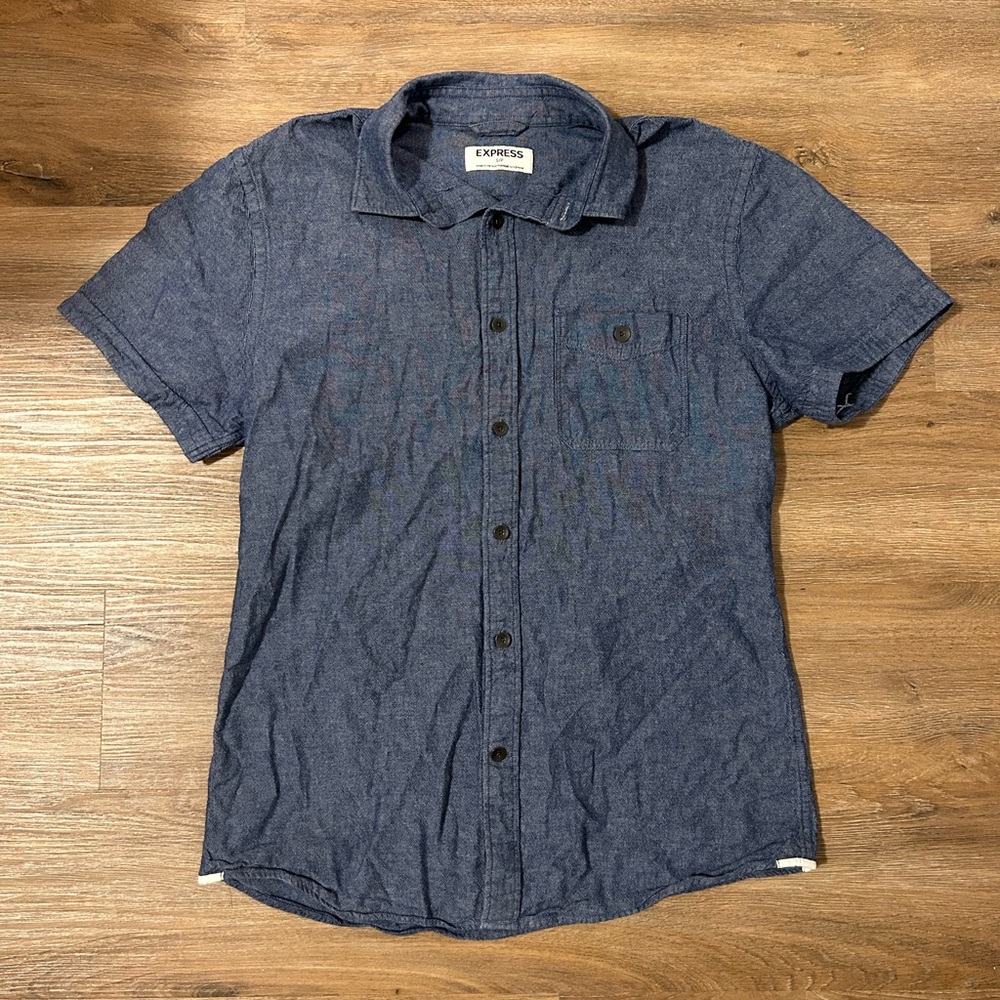 Men’s Express Button Down